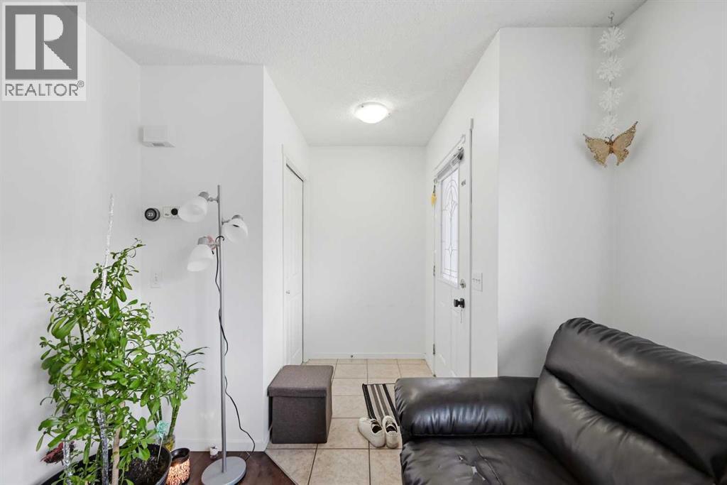 98 Panatella Hill NW - 5