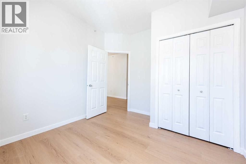 5408, 69 Country Village Manor NE — photo 19