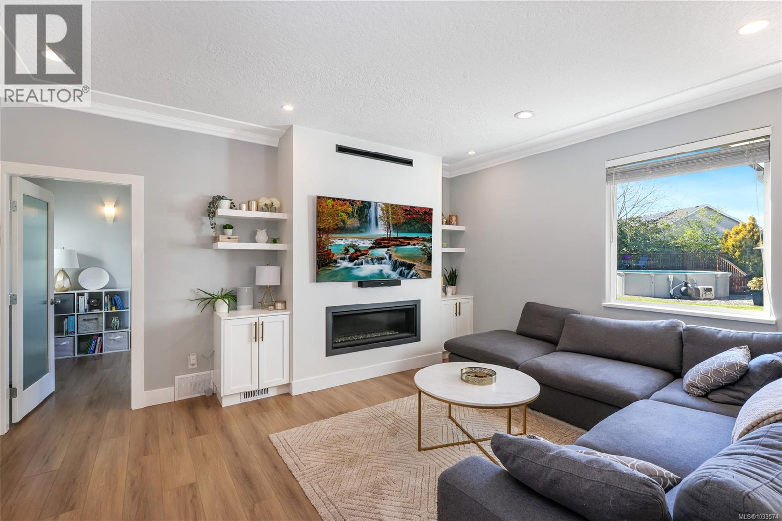 2461 Stirling Cres - 6