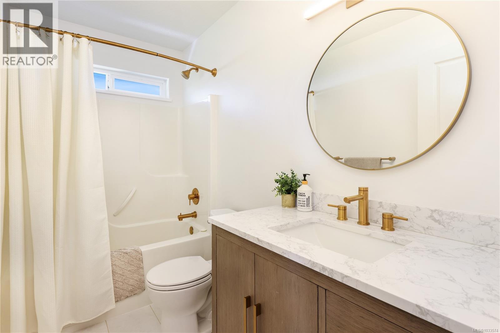 2461 Stirling Cres - 26