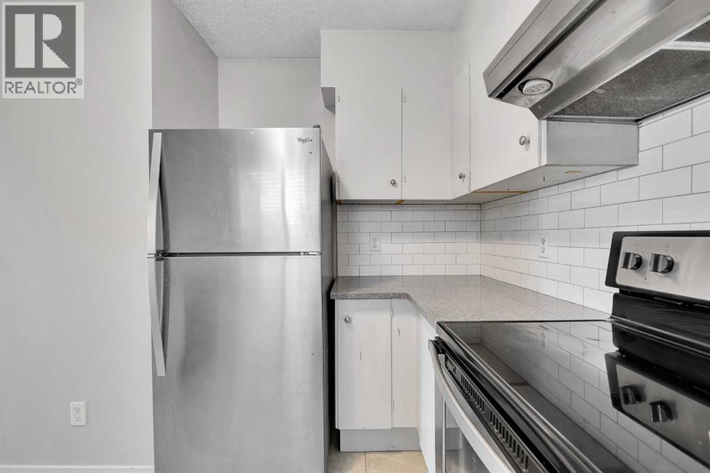 #47 3015 51 Street SW - 9