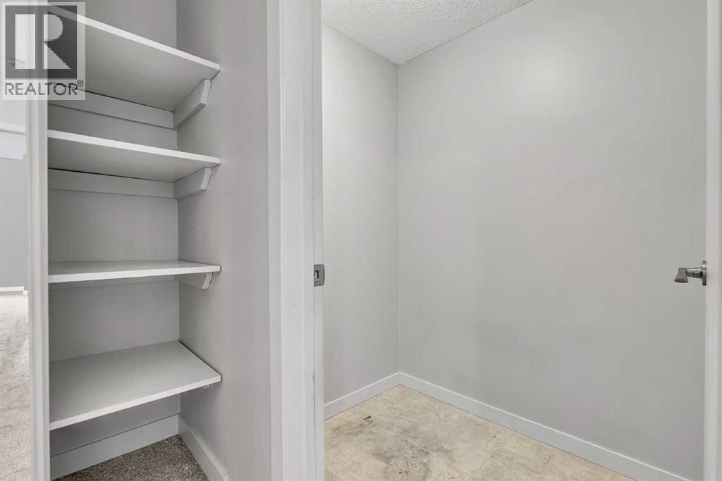 #47 3015 51 Street SW - 25