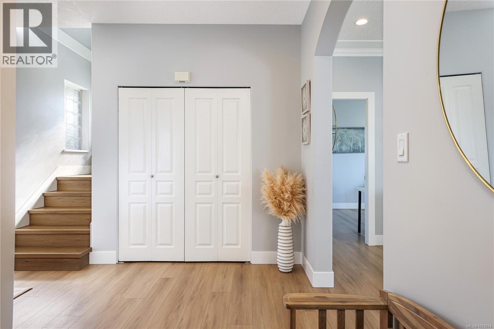 2461 Stirling Cres - 19