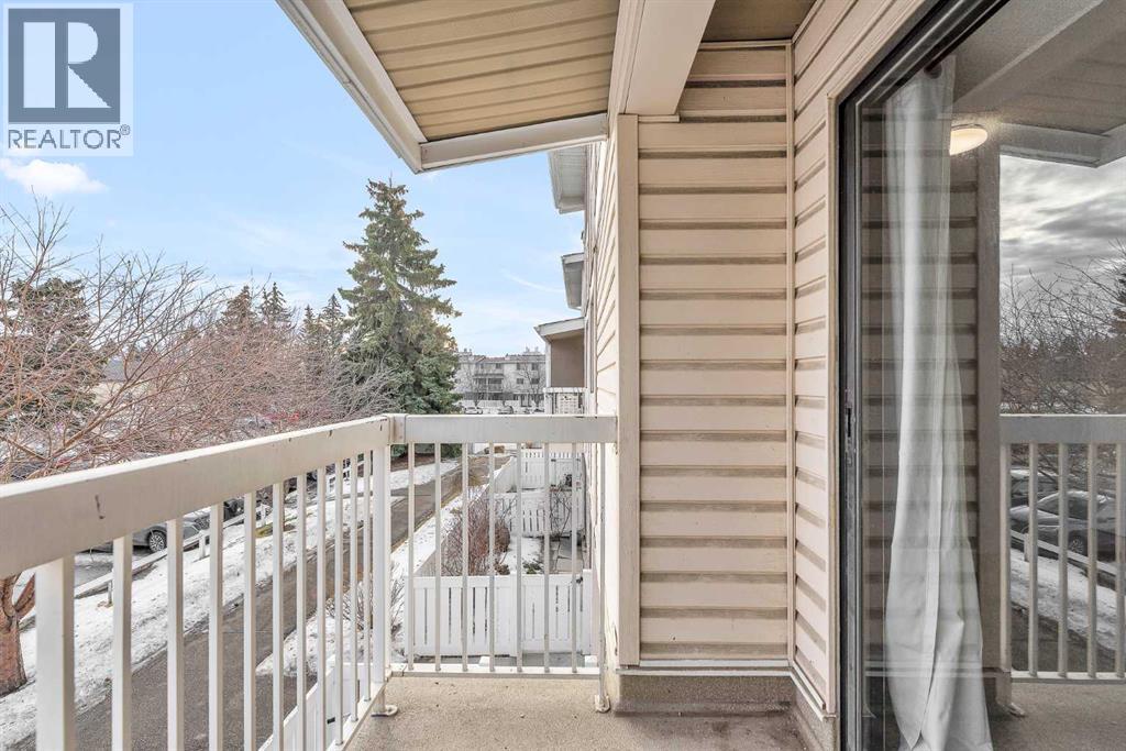 #47 3015 51 Street SW - 27