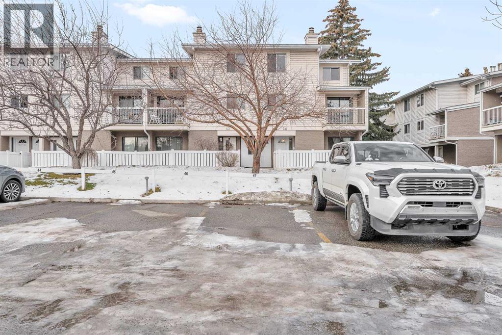 #47 3015 51 Street SW - 29