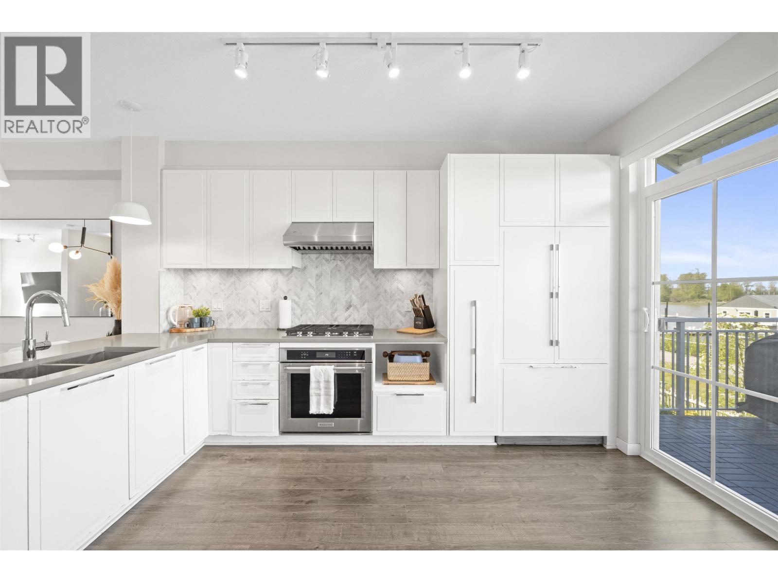 #14-5551 ADMIRAL Way, Delta