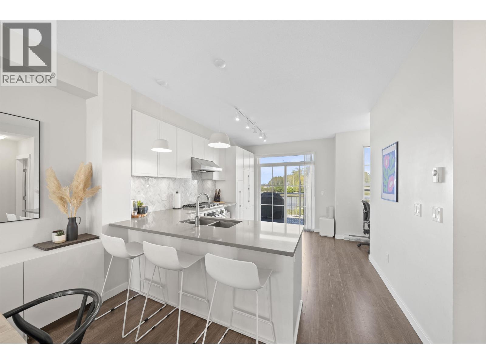 #14-5551 ADMIRAL Way, Delta