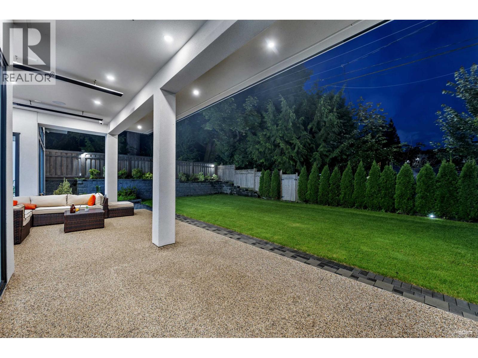 929 CANYON BOULEVARD, North Vancouver
