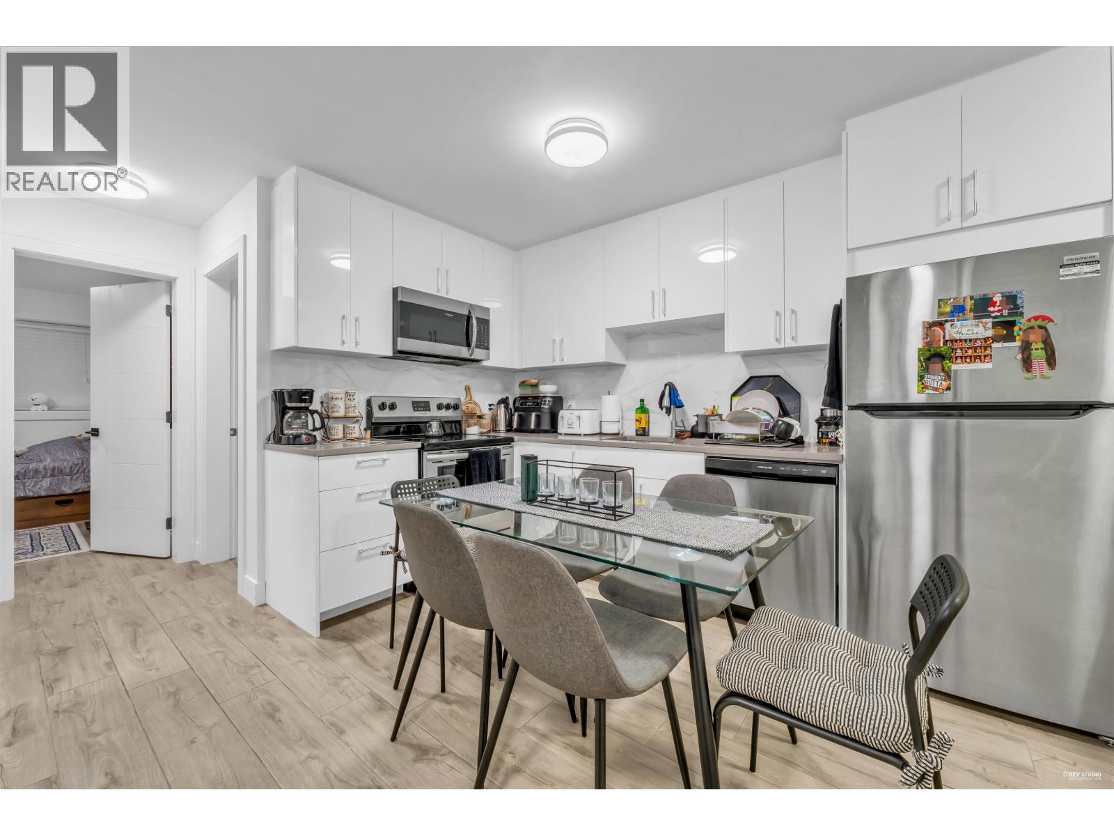 929 CANYON BOULEVARD, North Vancouver