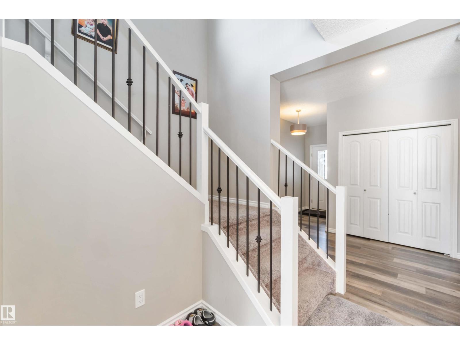 435 41 AV NW, Edmonton