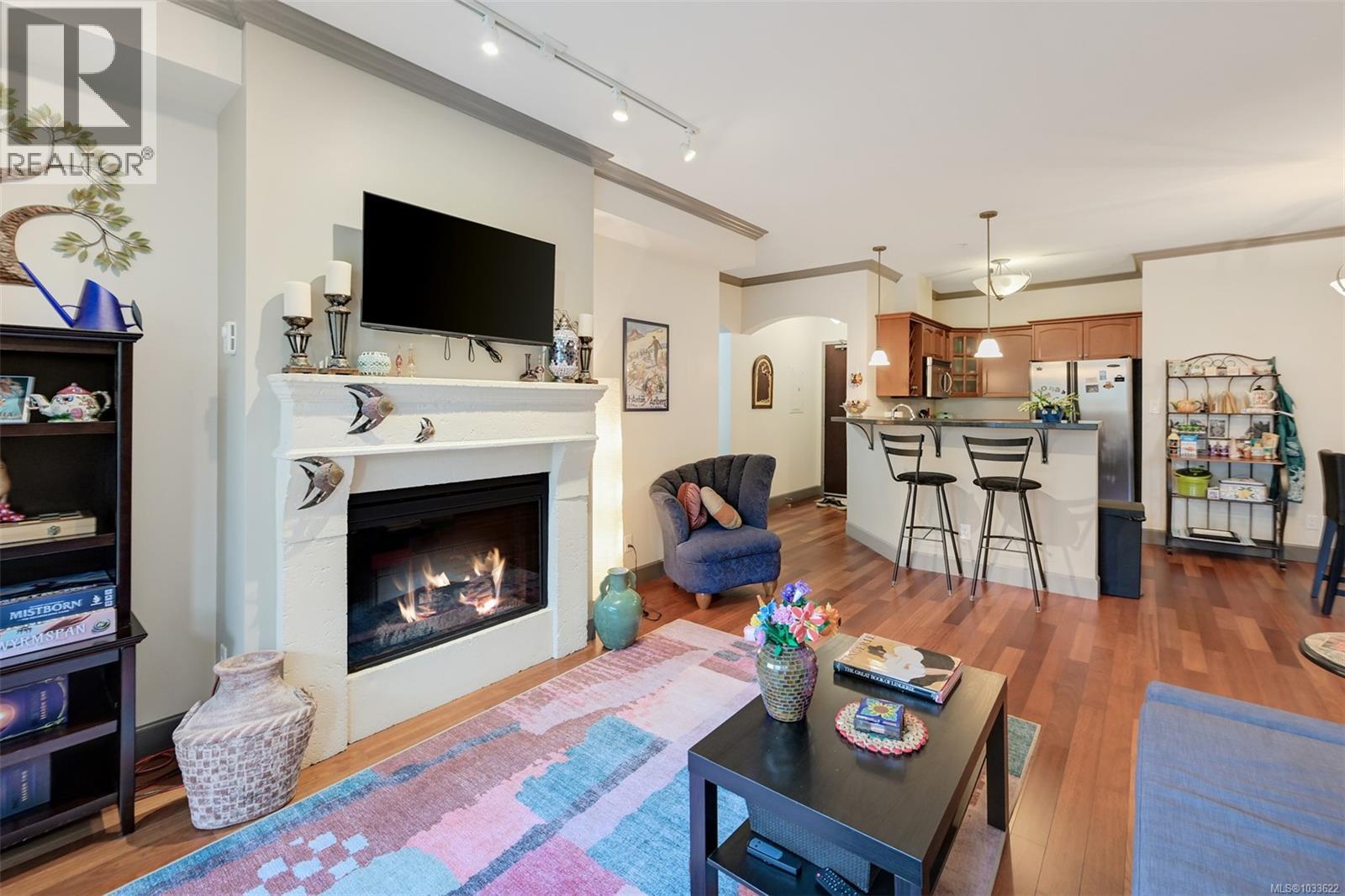#204 1620 McKenzie Ave - 12