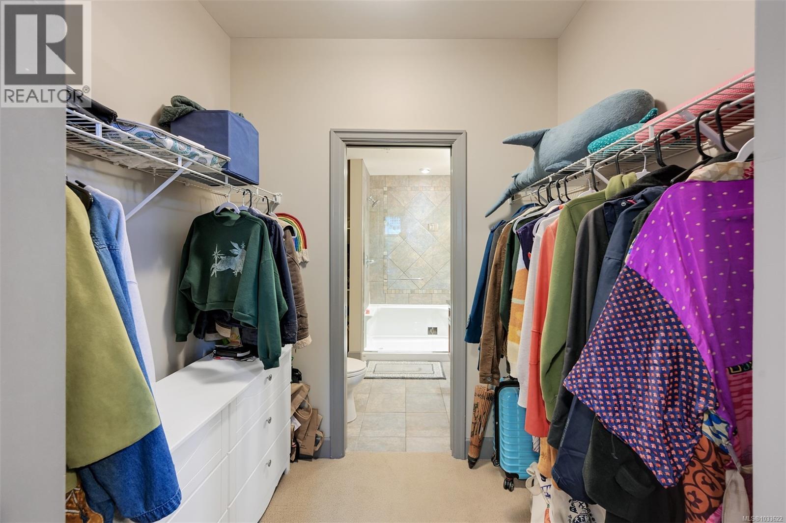 #204 1620 McKenzie Ave - 22