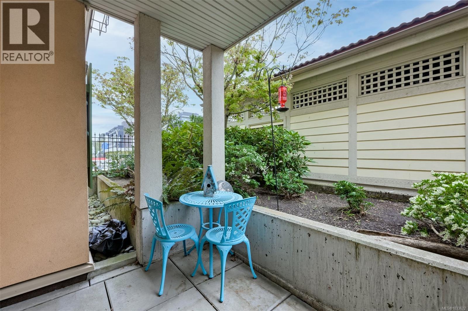#204 1620 McKenzie Ave - 7