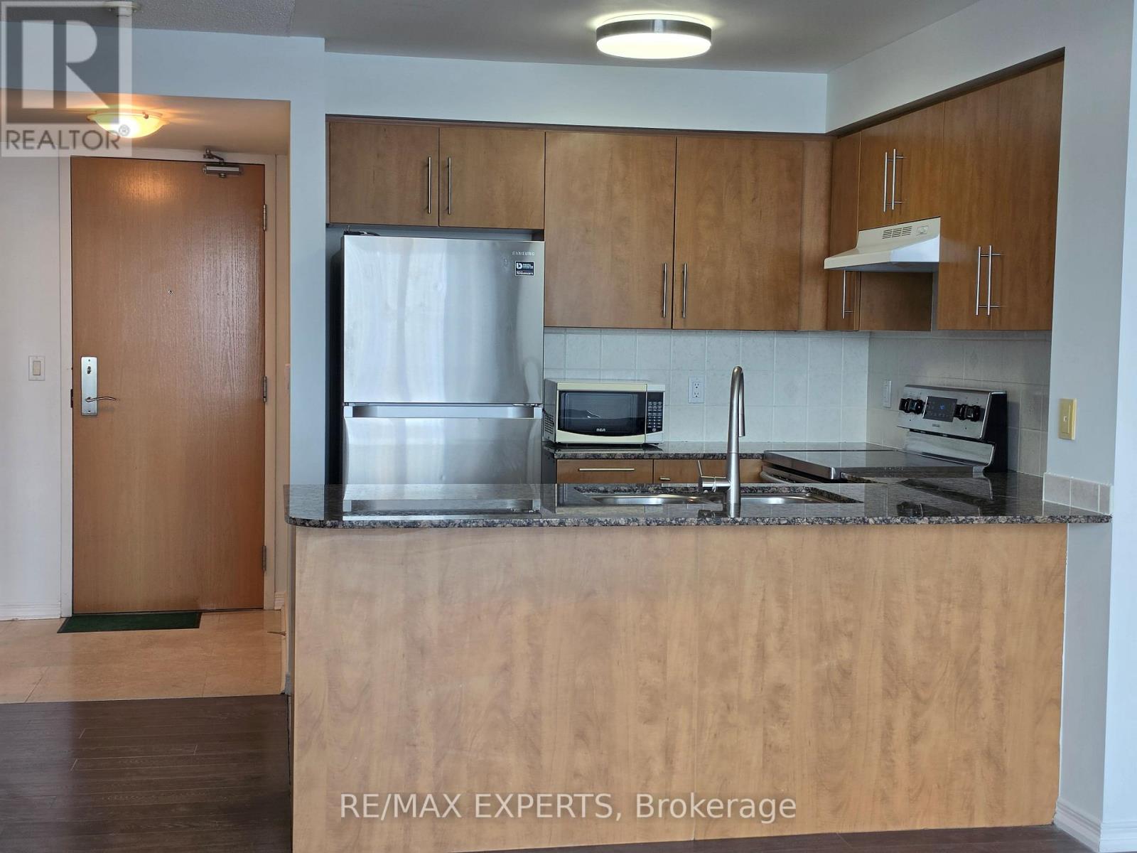 #707 509 BEECROFT ROAD - 16