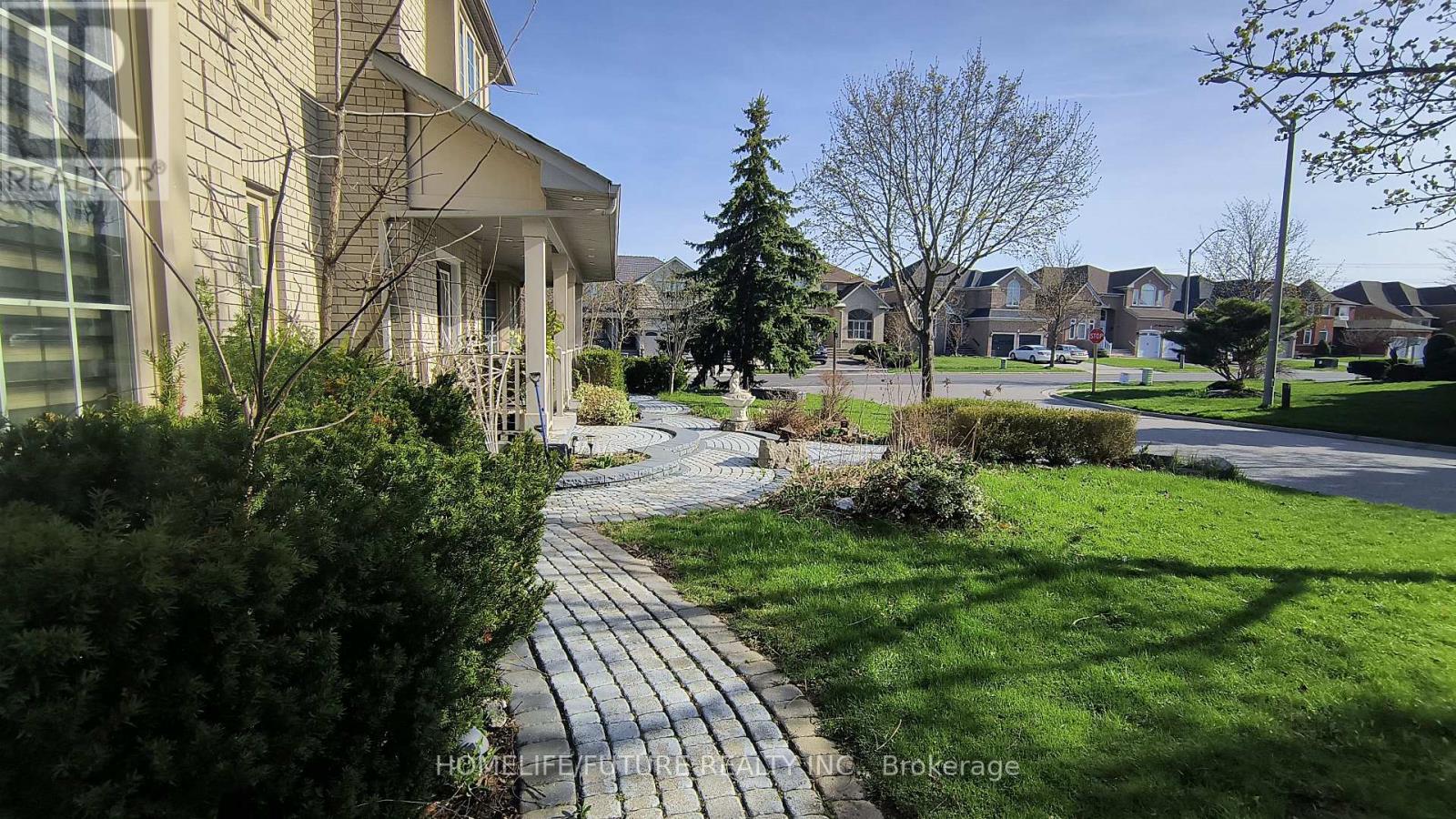 75 BOXWOOD CRESCENT — photo 10