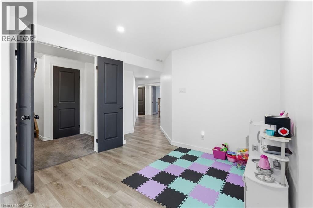 401 LIGHTHOUSE Drive — photo 33