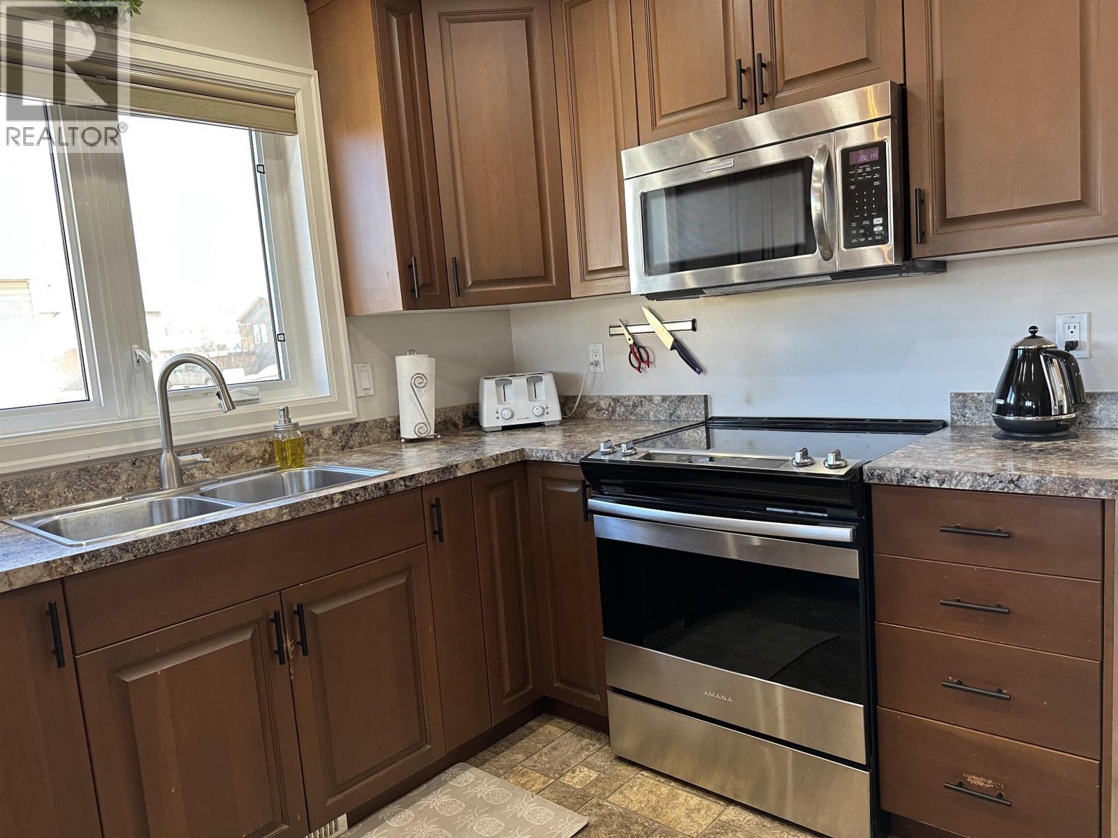 8804 118A AVENUE - 4