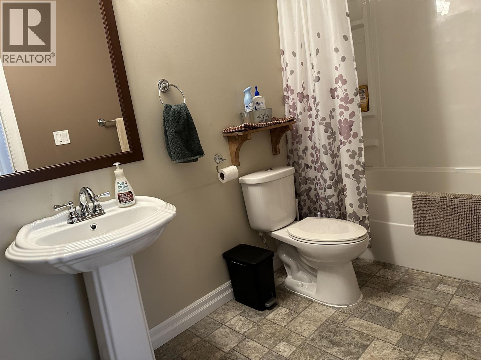 8804 118A AVENUE - 23