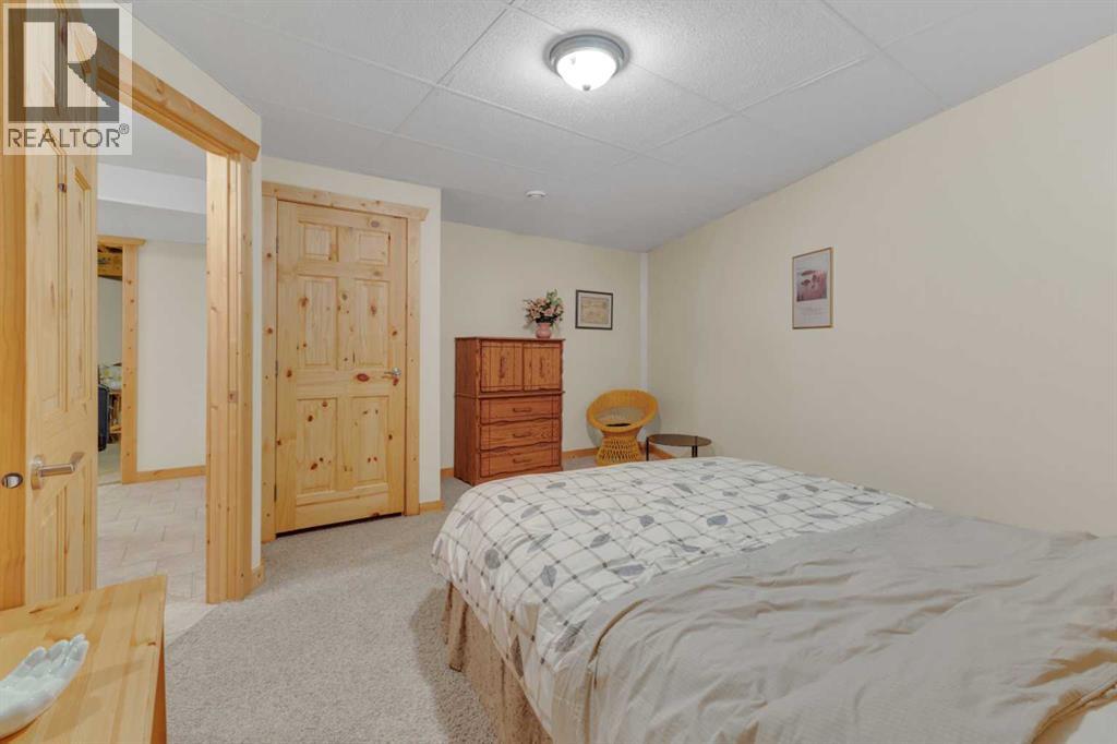 27111 Highway 597, Rural Lacombe County