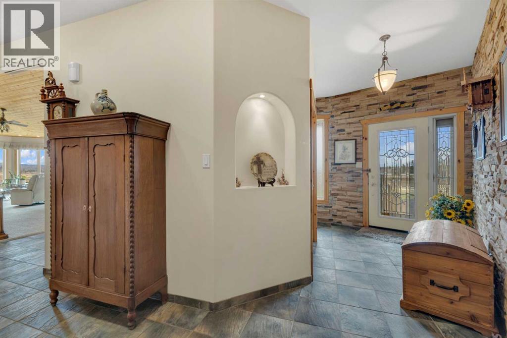 27111 Highway 597, Rural Lacombe County