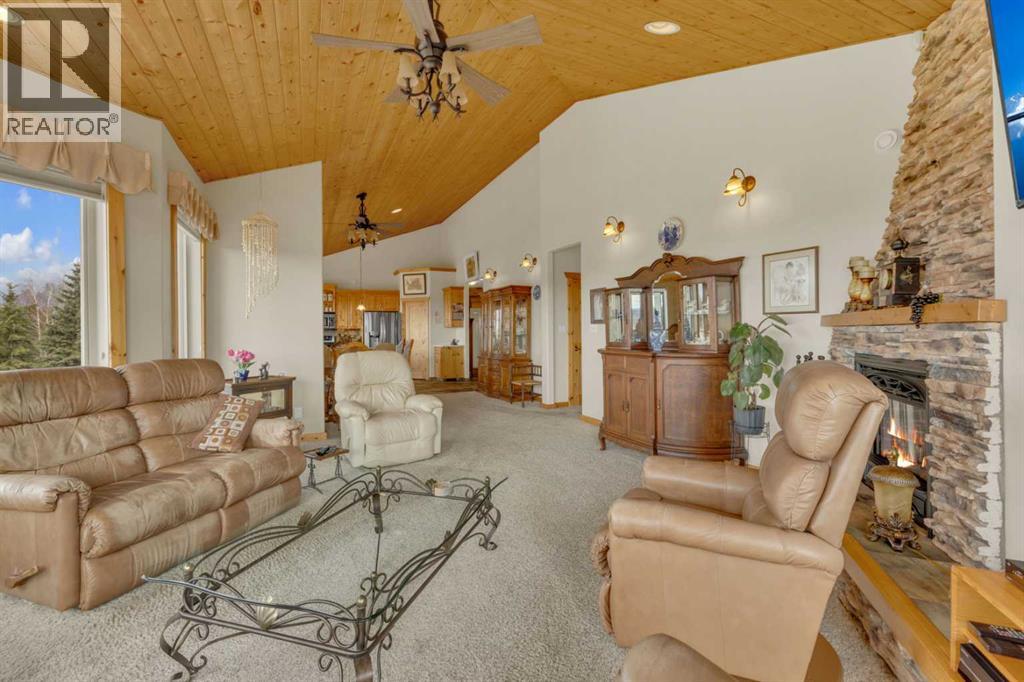27111 Highway 597, Rural Lacombe County