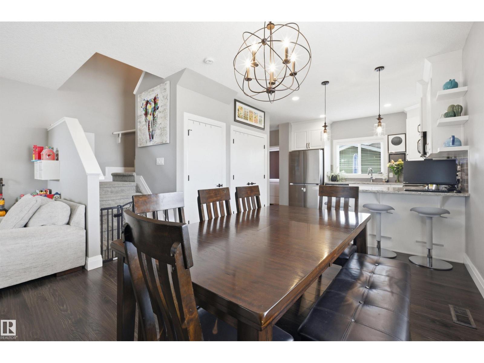 2030 South Creek DR, Stony Plain