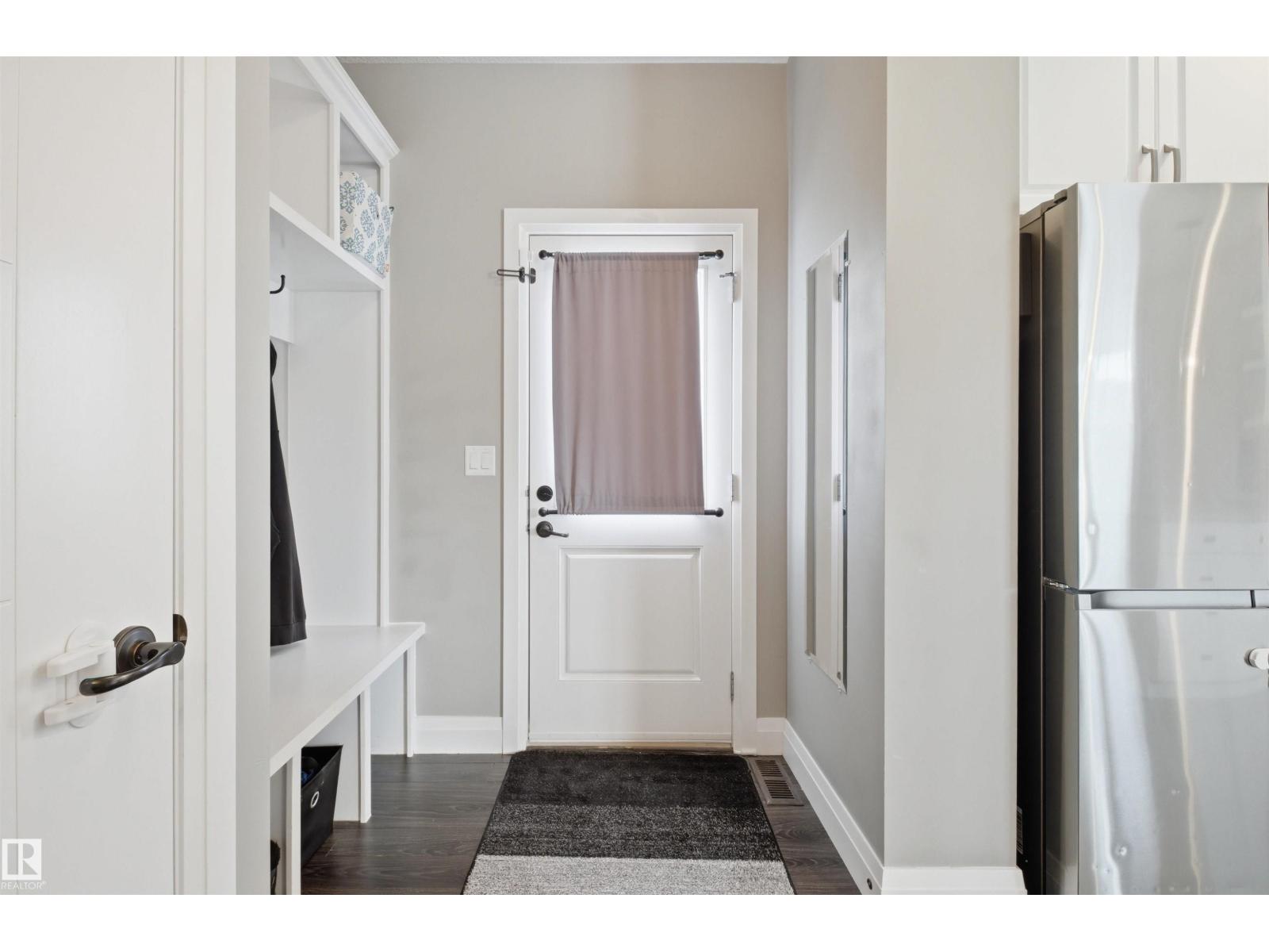 2030 South Creek DR, Stony Plain