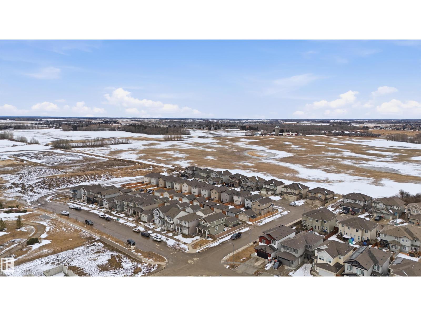 2030 South Creek DR, Stony Plain