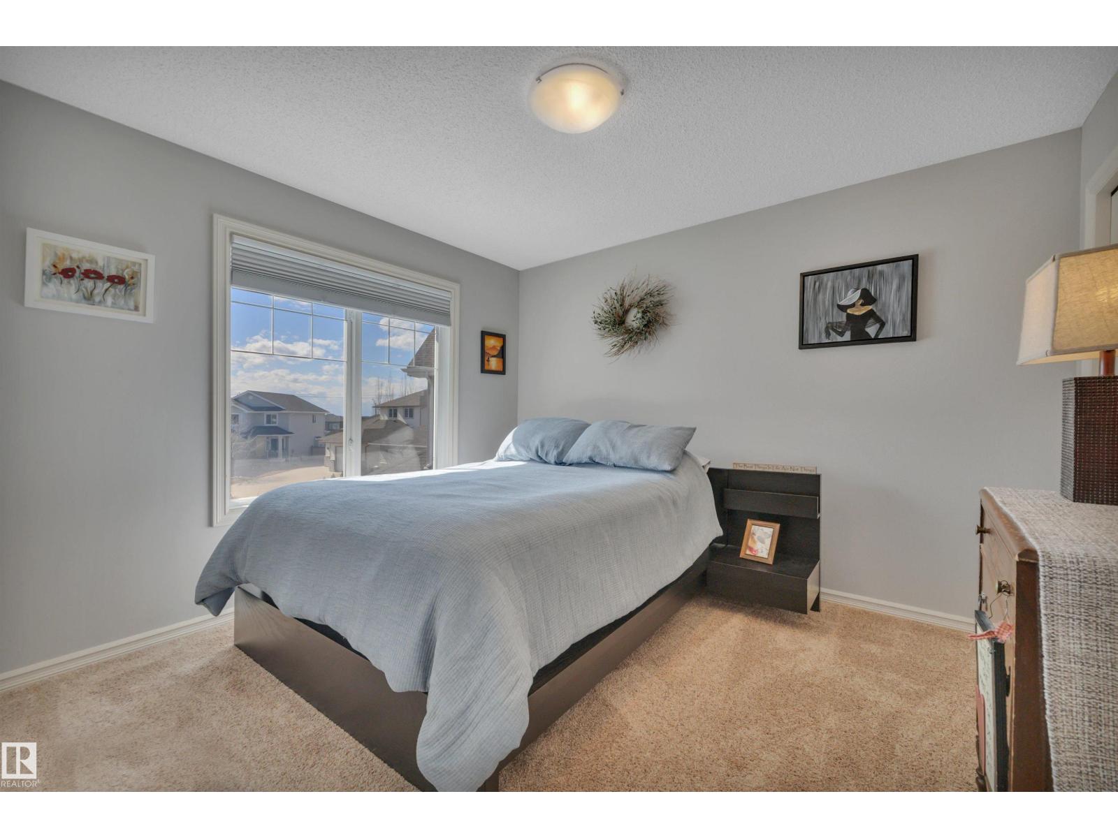 110 WINDROSE DR, Leduc