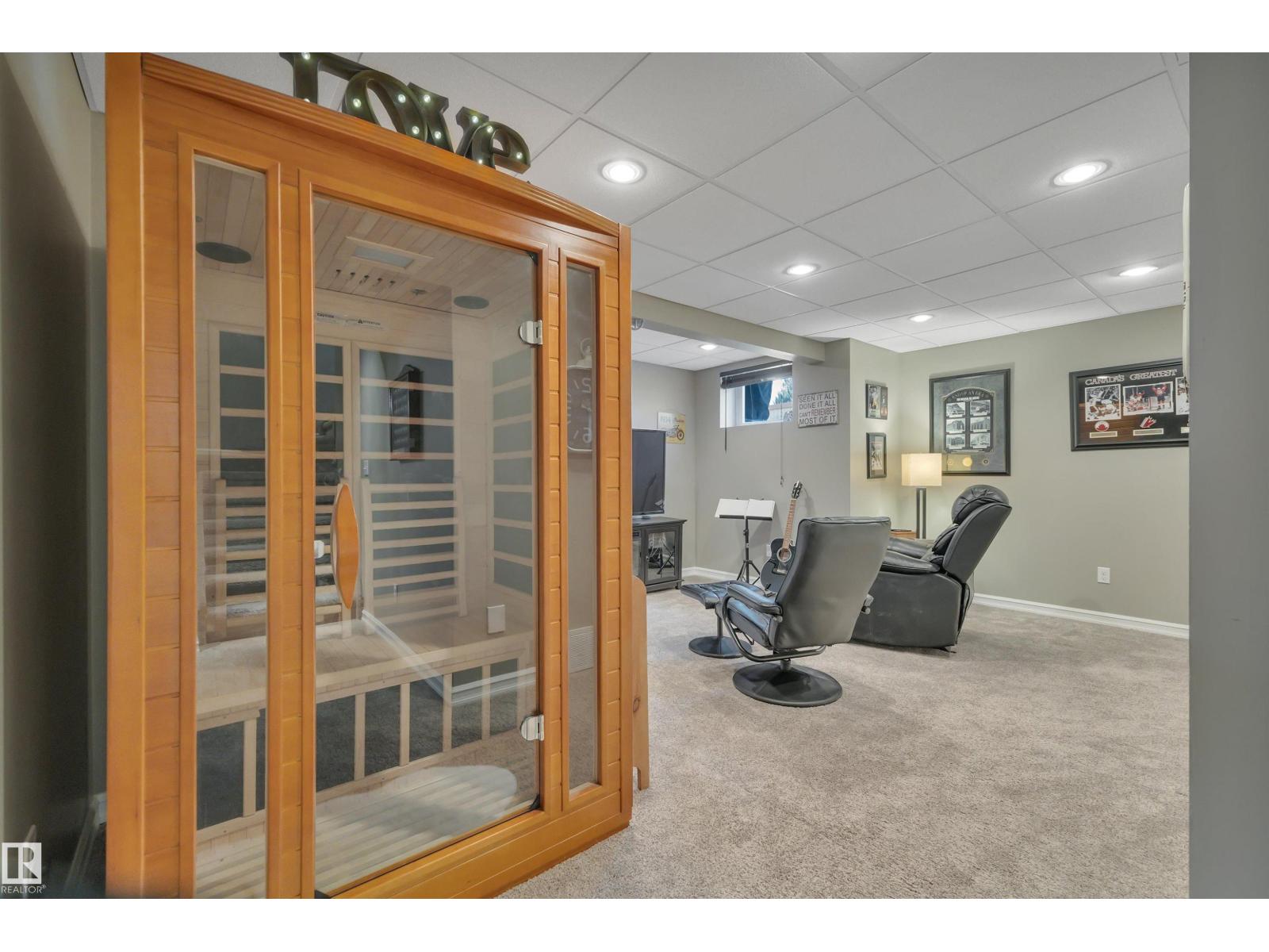 110 WINDROSE DR, Leduc