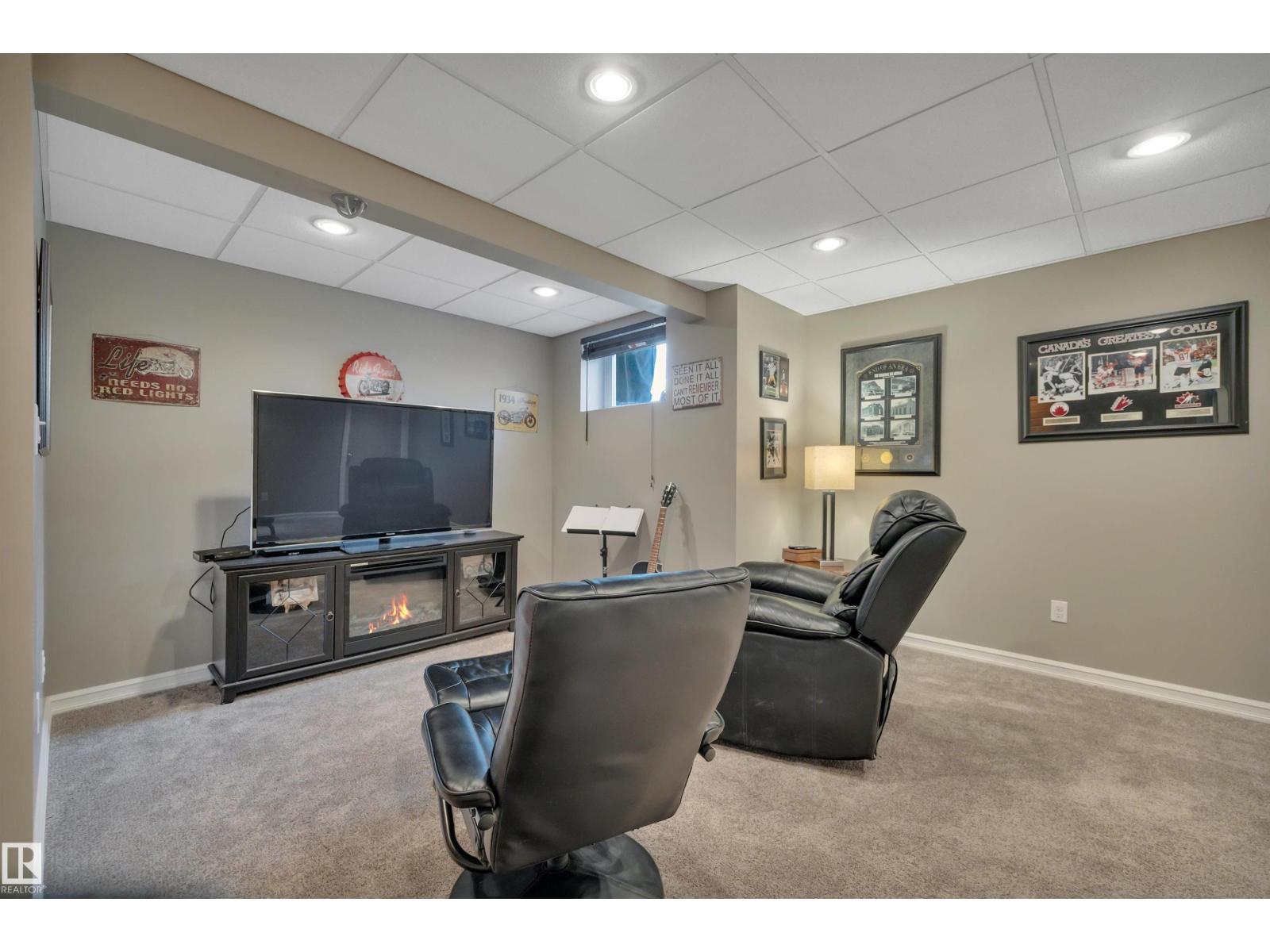 110 WINDROSE DR, Leduc