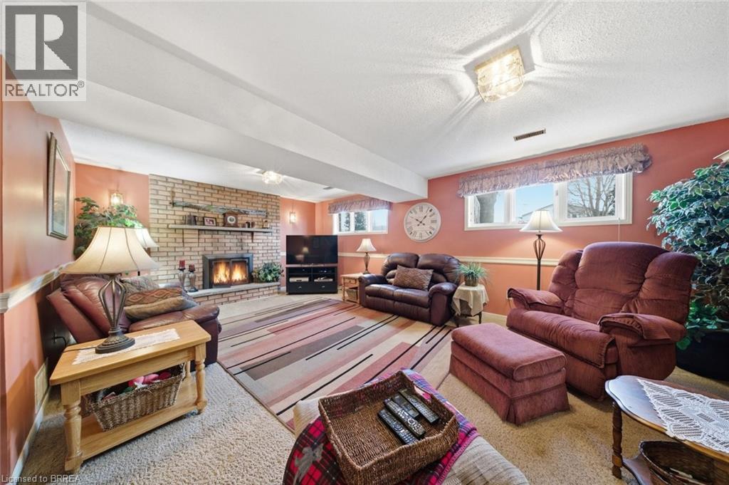 2 FLAMBORO Court, Brantford, Ontario, N3P1W1 — Photo 20