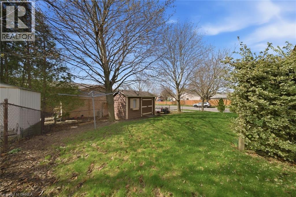 2 FLAMBORO Court, Brantford, Ontario, N3P1W1 — Photo 30