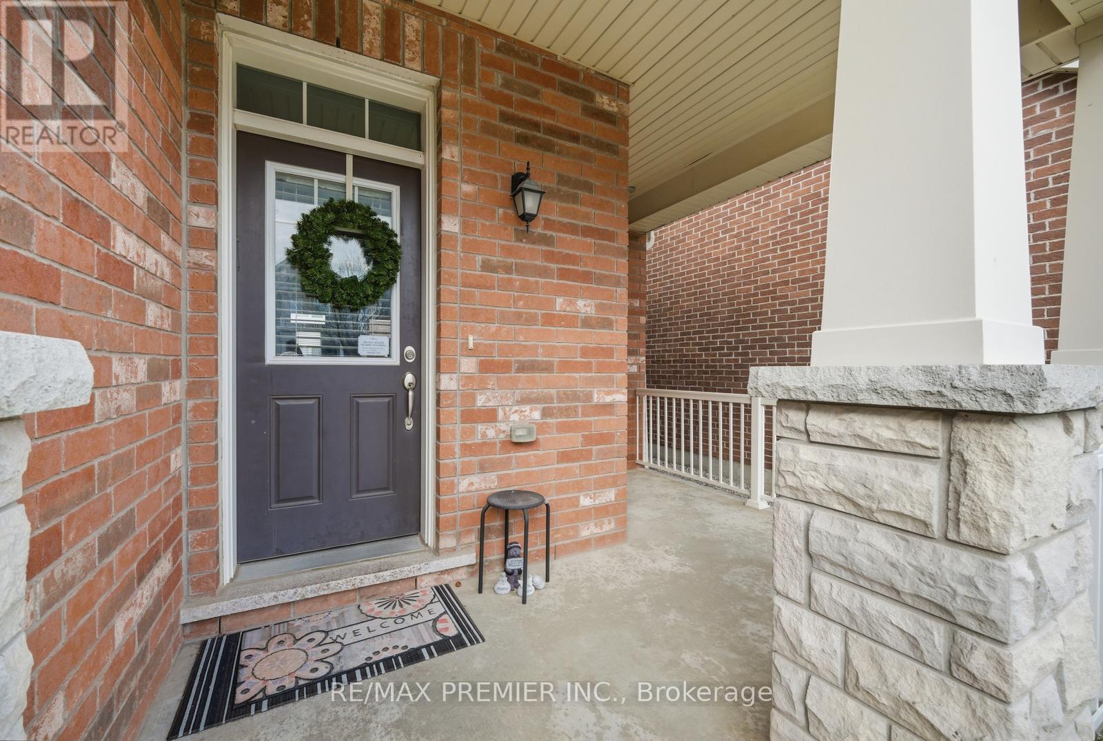 931 PENSON CRESCENT - photo 2
