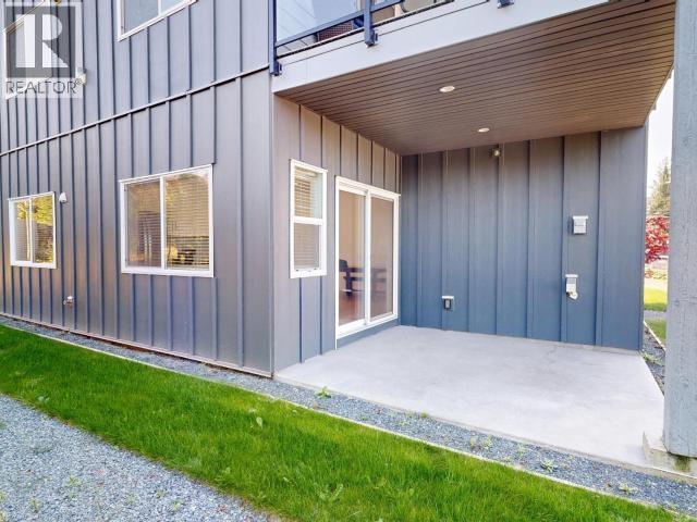 #104 7175 DUNCAN STREET - 18