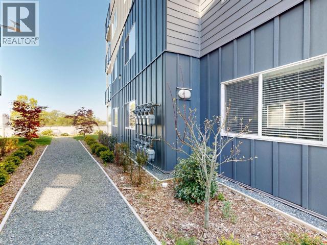 #104 7175 DUNCAN STREET - 21