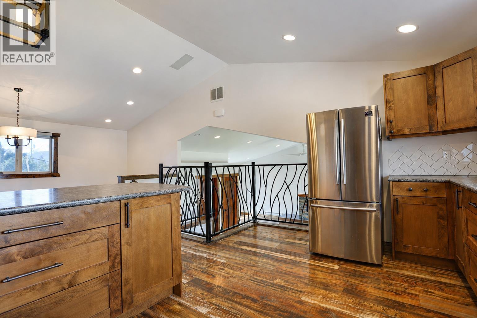 1445 CORMORANT AVENUE - 9