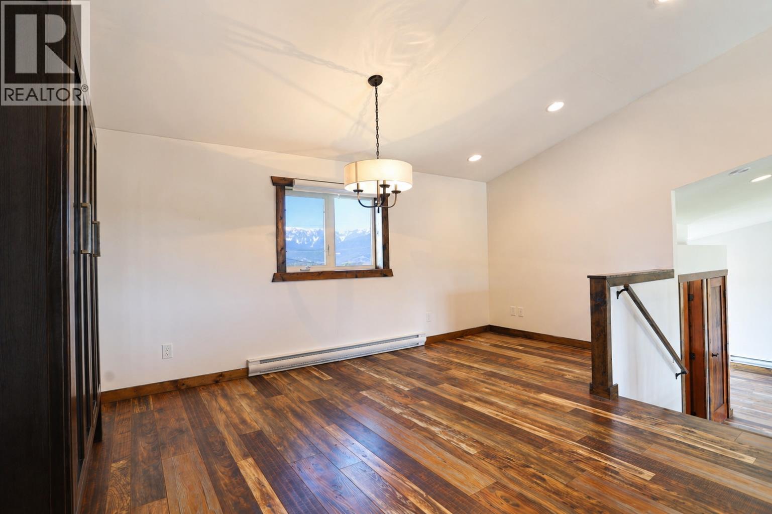 1445 CORMORANT AVENUE - 7