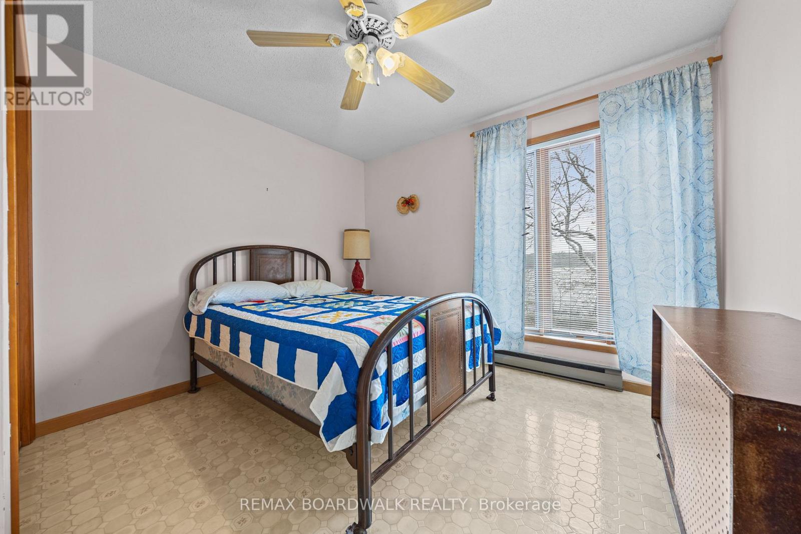 202 FOLLY ROAD - 29