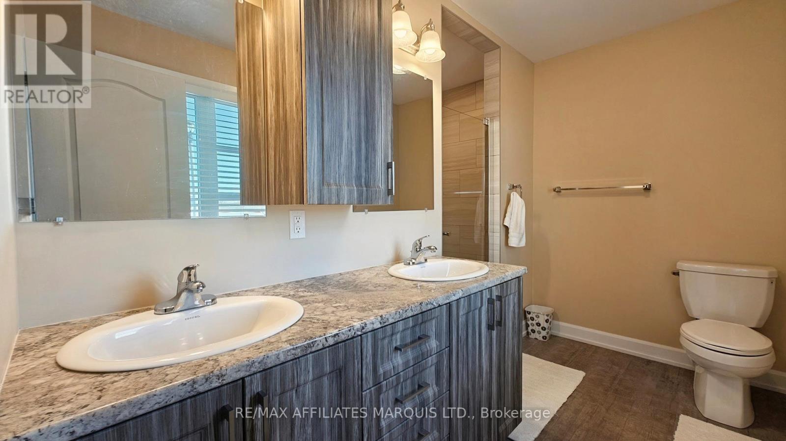 369 BELFORT CRESCENT - 14