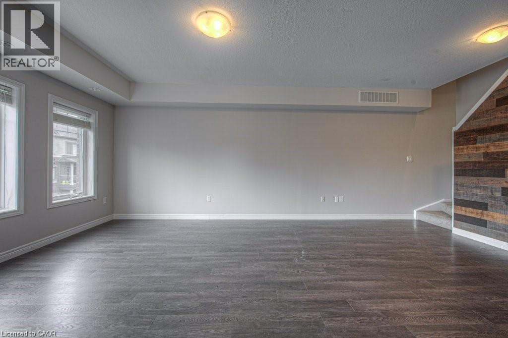 70 WILLOWRUN Drive Unit# F2, Kitchener, Ontario, N2B1H1 — Photo 11
