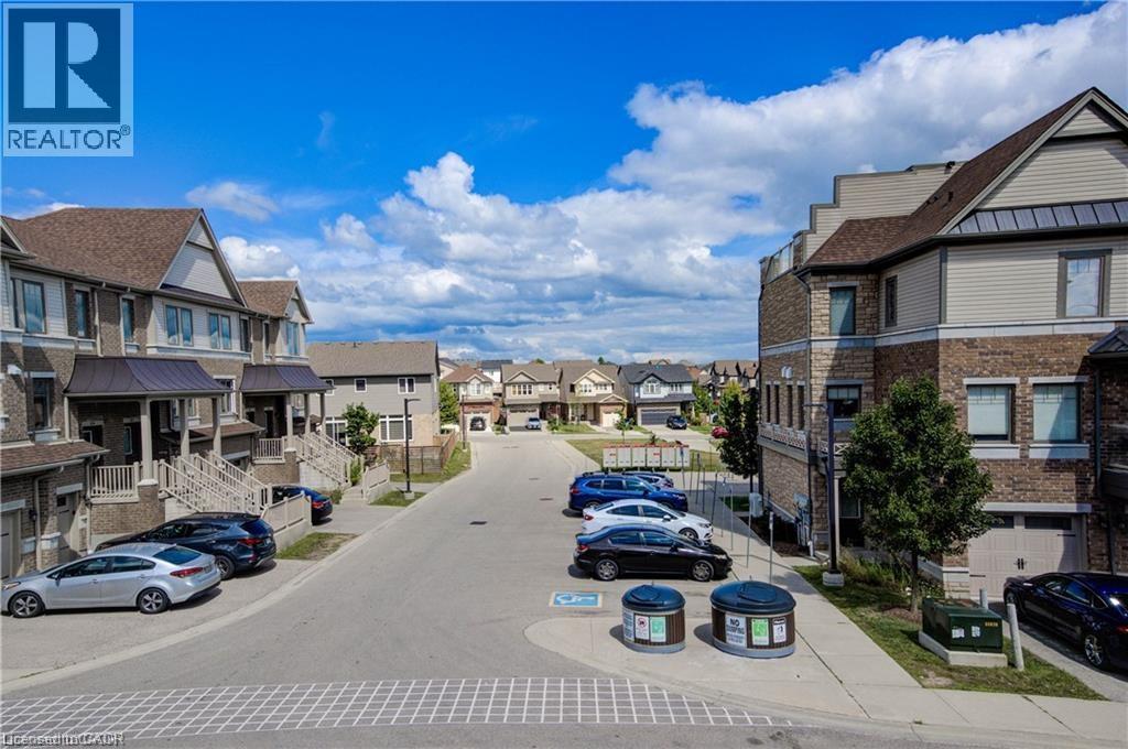 70 WILLOWRUN Drive Unit# F2, Kitchener, Ontario, N2B1H1 — Photo 27