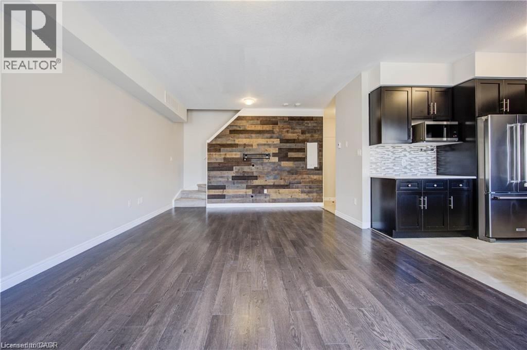 70 WILLOWRUN Drive Unit# F2, Kitchener, Ontario, N2B1H1 — Photo 9