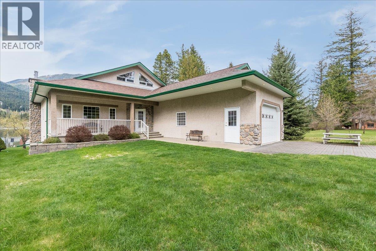 664 Ainslie Road - 7