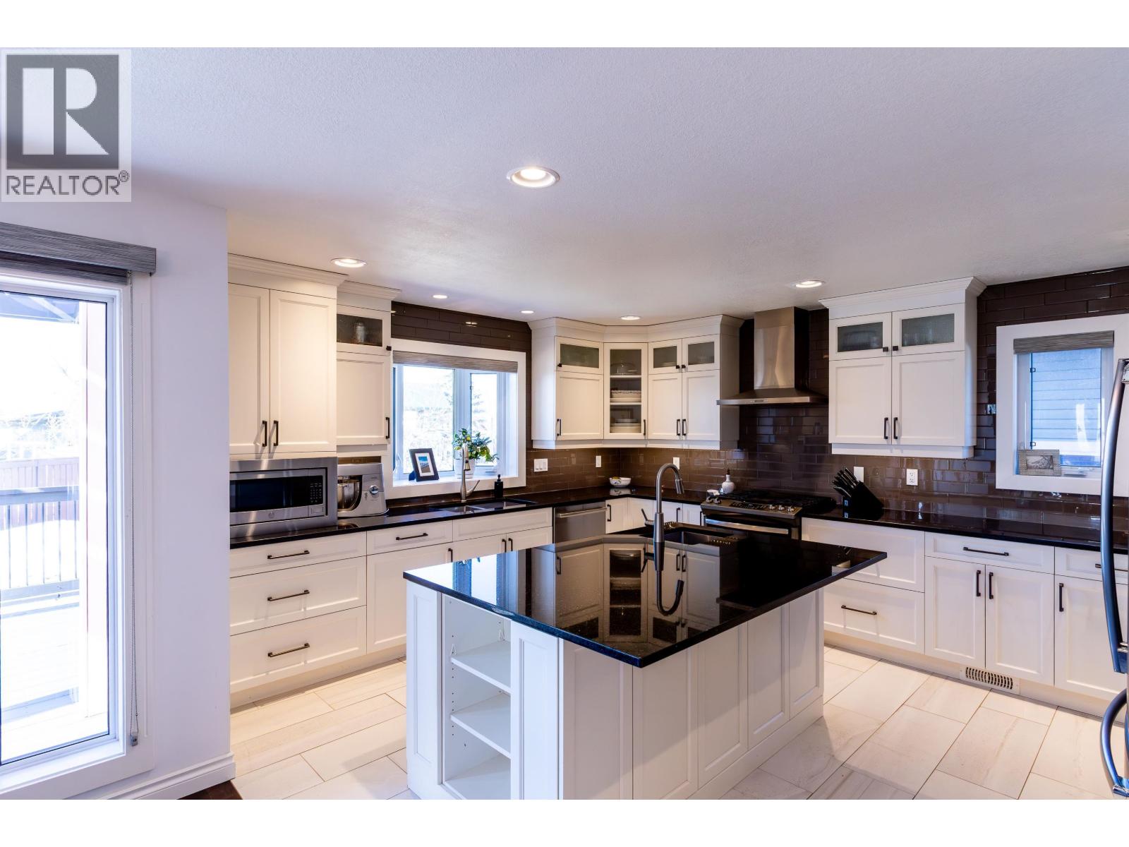 8807 110 AVENUE - 39