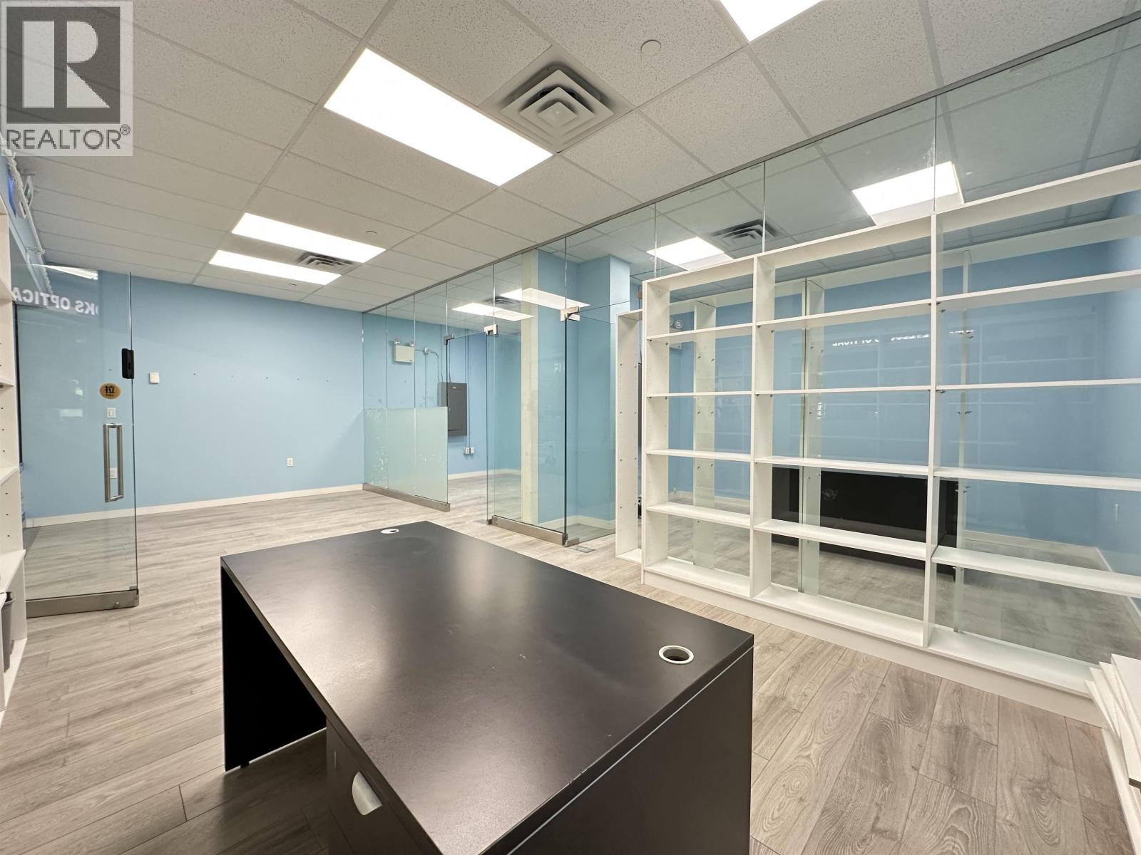 Office for Rent in Richmond – 3100&3105 4000 NO.3 ROAD, Richmond - Image 4