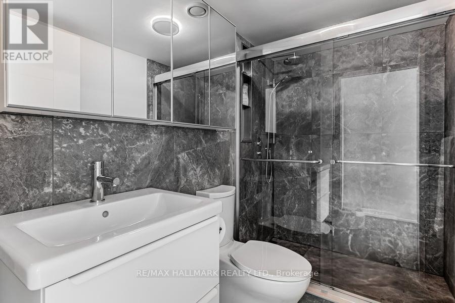 #1810 381 FRONT STREET W - 20