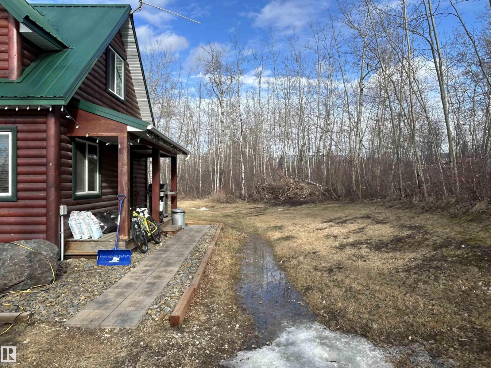 #102 54500 LAC STE ANNE TR, Rural Sturgeon County