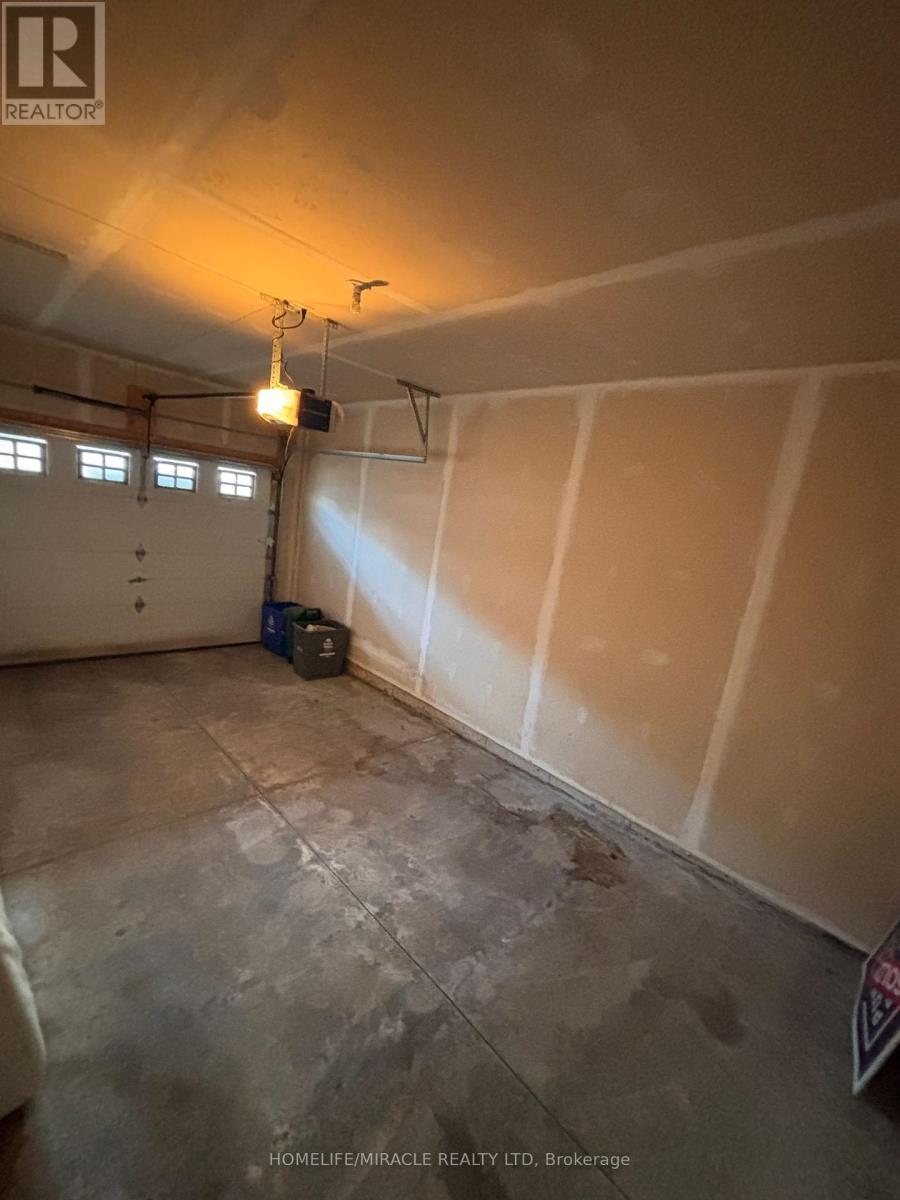 #22 380 LAKE STREET - 23