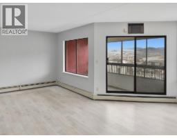 Living room - 525 Nicola Street Unit# 1007, Kamloops, BC V2C6J5 Photo 6